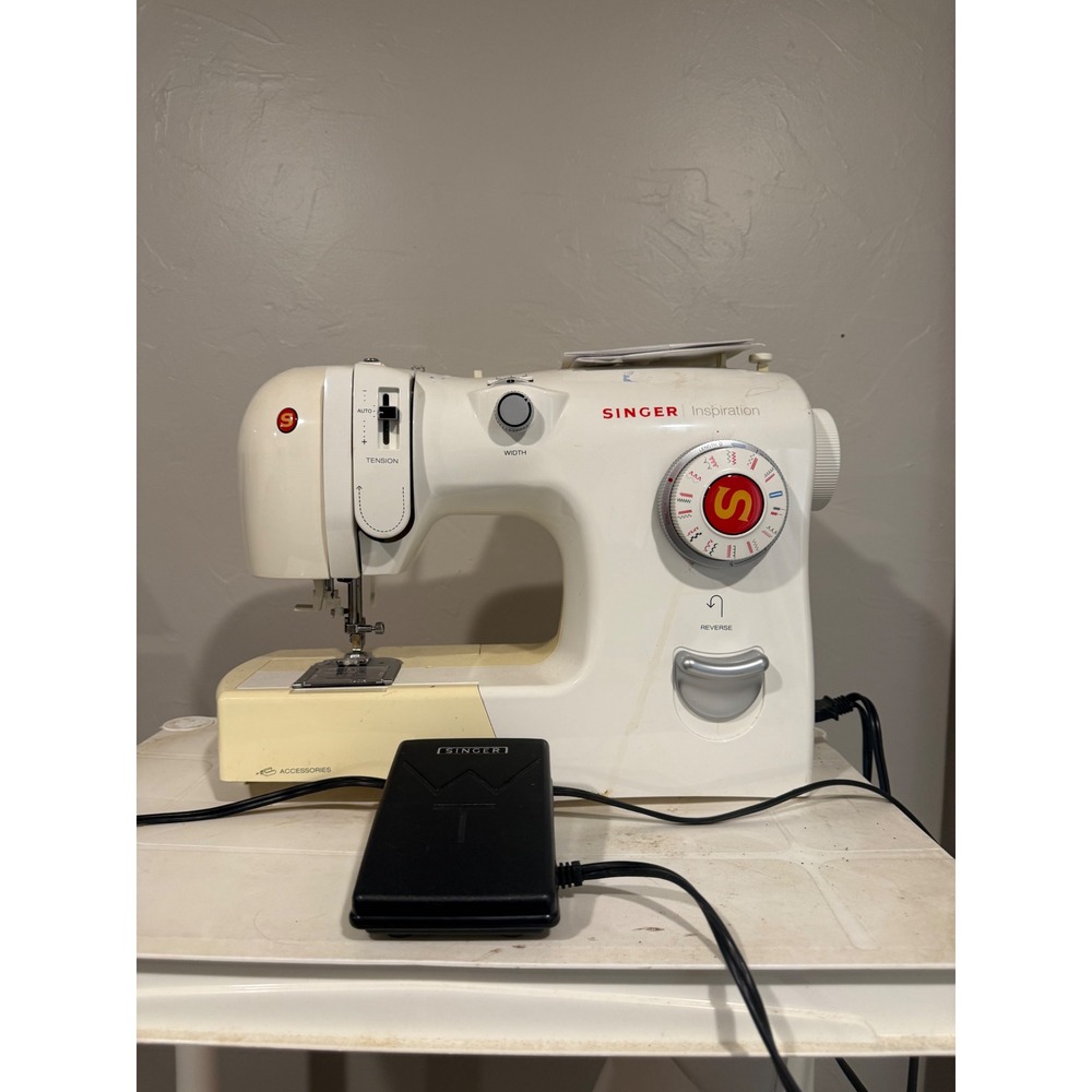 Singer Inspiration 4228 Sewing Machine White Cream Good Condition With Pedal DVD